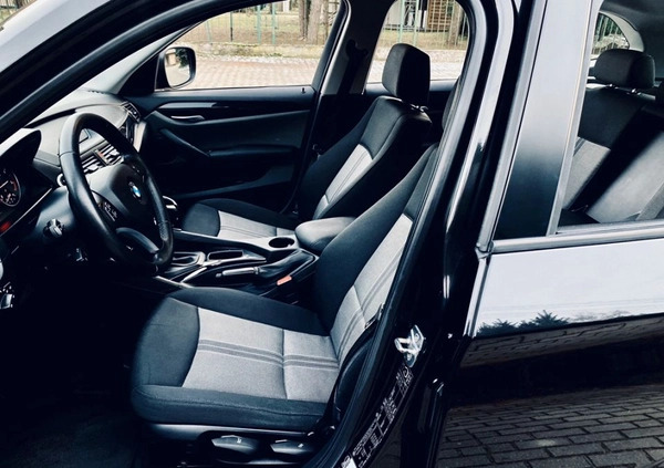 BMW X1 cena 43900 przebieg: 209871, rok produkcji 2011 z Dobrzyca małe 529